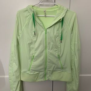 lululemon running jacket